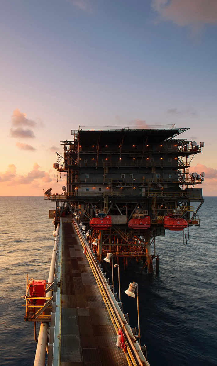 Image of oil platform